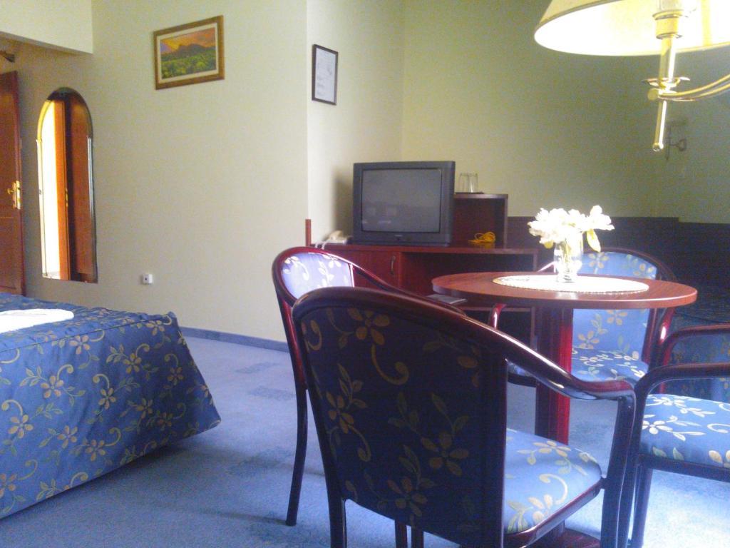 Hotel Kolibri Miszkolc Pokój zdjęcie